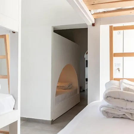 Hostel Central Hostel Oia Oia