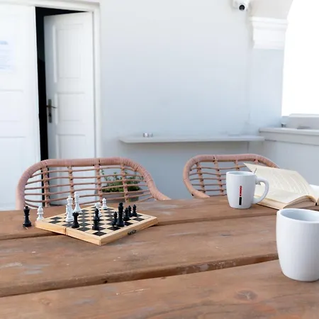 Central Hostel Oia Hostel *