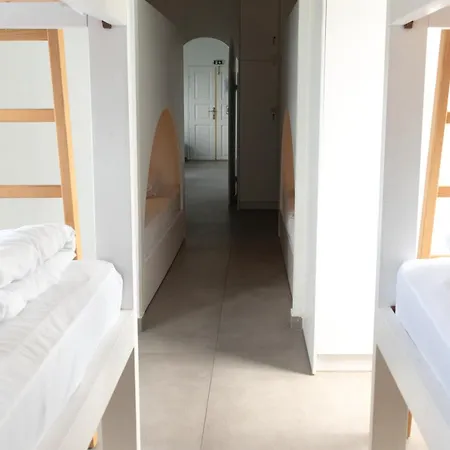 Central Hostel Oia Vandrerhjem Oia