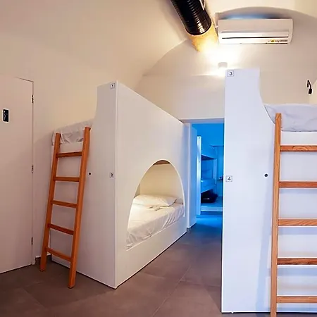 Hostel Central Hostel Oia Ia