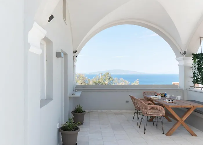 Central Hostel Oia 旅馆 伊亚