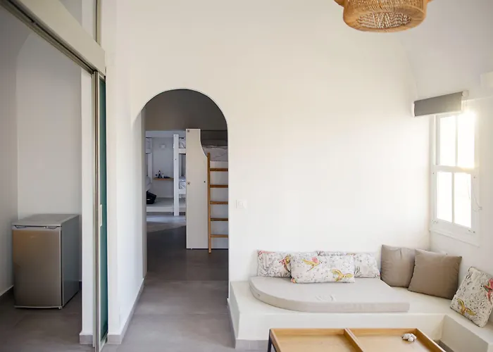 Central Hostel Oia 旅馆 伊亚