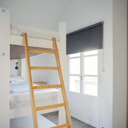 Hostal Central Hostel Oia *