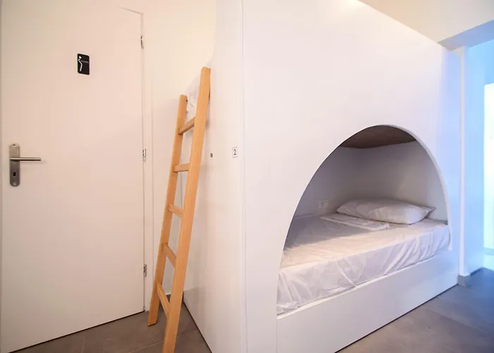 Central Hostel Oia * Oia